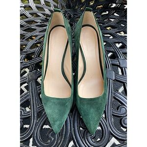 Everlane Green Heels with Pointed Toe and Minimalist Design